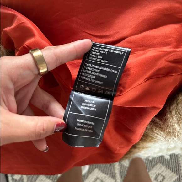 Faux Fur Vest - Picture 6 of 7